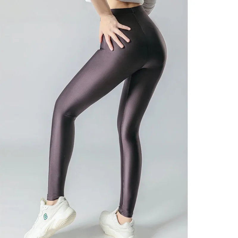 セクシーな夏のレギンススポーツタイツ女性ハイウエストヨガ光沢 - Yoga Fitness Benefits のレビューと価格